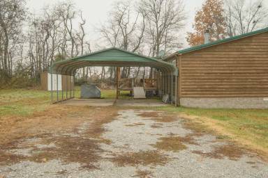 Main picture of 704 King Rd