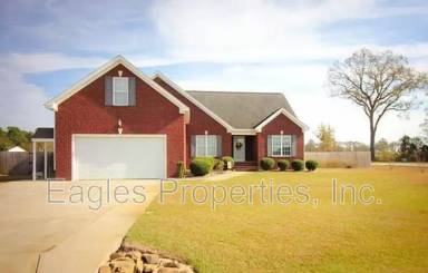 Main picture of 200 Myrna Dr