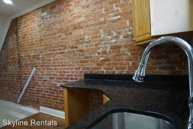 Main picture of 3005 Clifford St