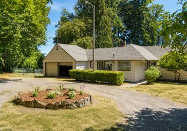 Main picture of 17237 SE Evergreen Hwy