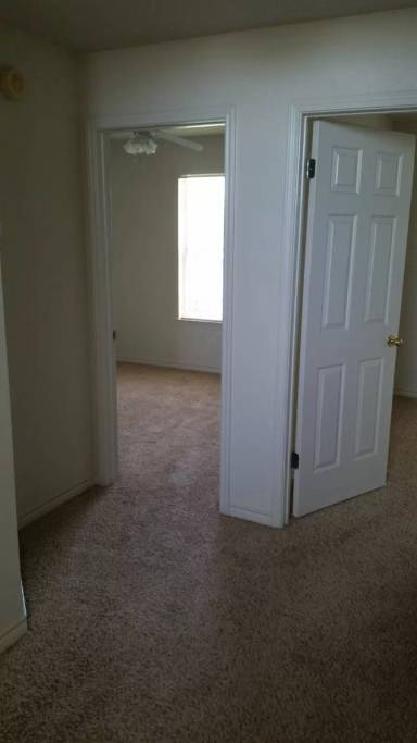 Main picture of 2409 Schwald Rd