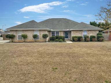 Main picture of 170 Amsterdam Pl