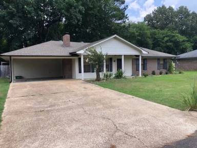 Main picture of 2202 Holly Hill Dr