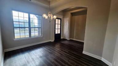 Main picture of 1701 Treeline Dr