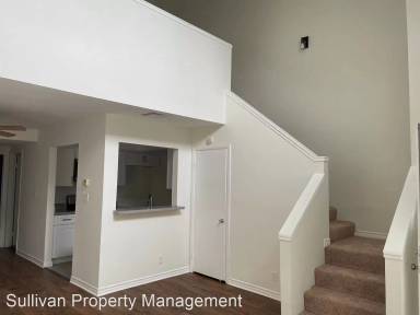 Main picture of 129 S Olive St
