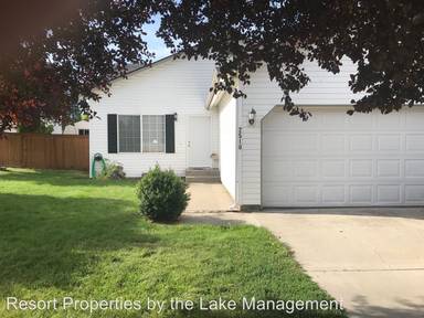 Main picture of 2510 W Clairborne Ln
