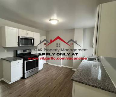 Main picture of 6105 Noble Ave