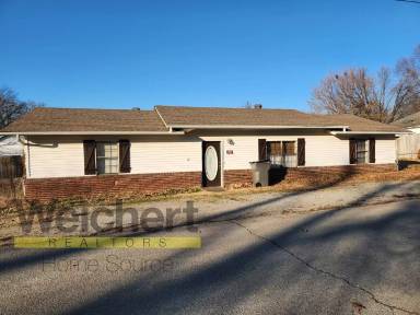 Main picture of 1209 W Main St