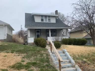 Main picture of 4720 Wakeley St