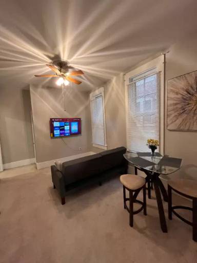 Main picture of 124 S 6th St