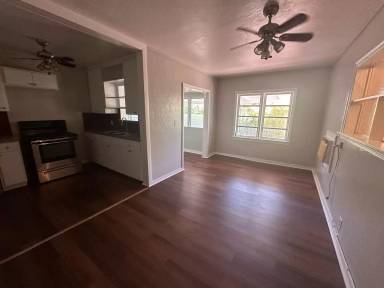 Main picture of 1005 NE 17th St
