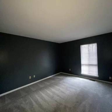 Main picture of 1008 N Green Dr