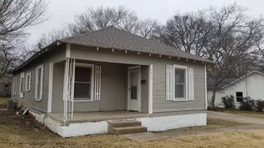 Main picture of 1019 S Cherry St