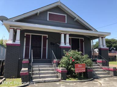 Main picture of 3032 Saint Philip St