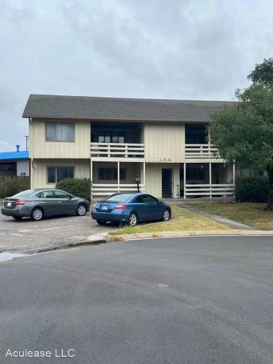 Main picture of 106 E Cherry Hills Ct