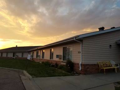 Main picture of 924 4th St