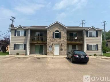 Main picture of 990 N 1st St
