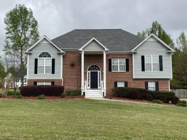 Main picture of 75 White Leaf Dr