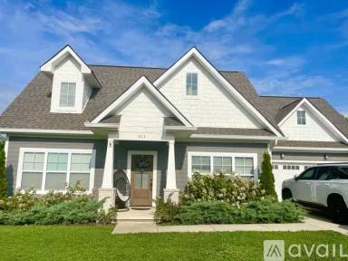 Main picture of 511 Bishop Ln