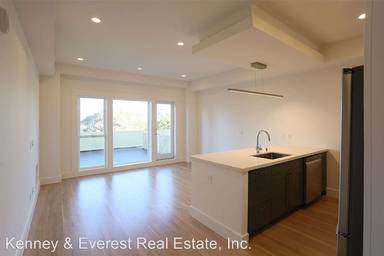 Main picture of 1740 Broadway