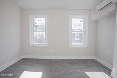 Main picture of 2502 N Opal St