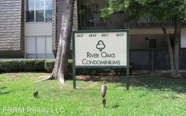 Main picture of River Oaks Condominiums