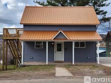 Main picture of 602 W South Ave