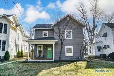 Main picture of 905 Washington Ave