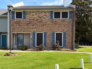 Main picture of 204 Dublin Cir