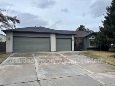 Main picture of 6401 S Liveoak Pl