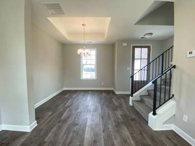 Main picture of 5429 Lakeside Cv