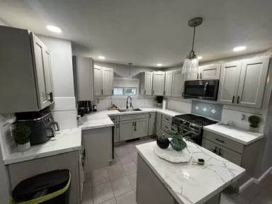 Main picture of 290 Mill St