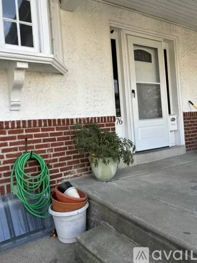 Main picture of 176 Blackburn Ave