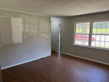 Main picture of 4205 S Dowfield Dr