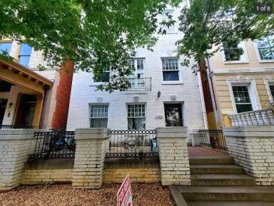 Main picture of 1103 W Franklin St