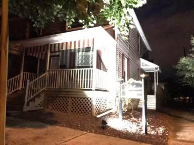 Main picture of 202 11th St