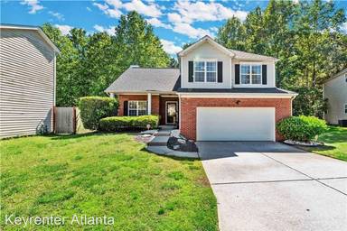 Main picture of 413 Clearstream Ln