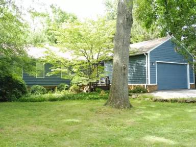 Main picture of 10 Dew Wood Ct