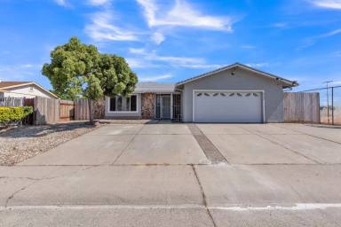 Main picture of 8355 Turnbury Dr