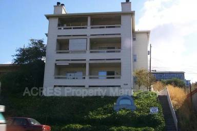 Main picture of 6042 Fauntleroy Way SW