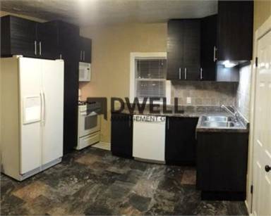 Main picture of 322 6th St SE
