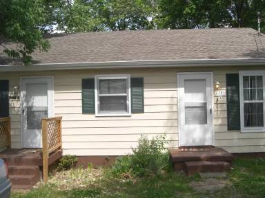 Main picture of 2305 Burns St