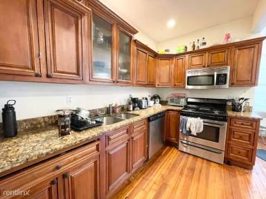 Main picture of 112 Hillside St