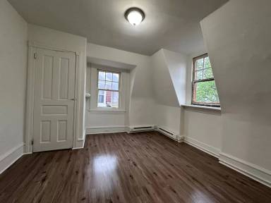 Main picture of 919 Swede St