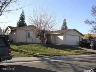 Main picture of 7521 Blackthorne Way