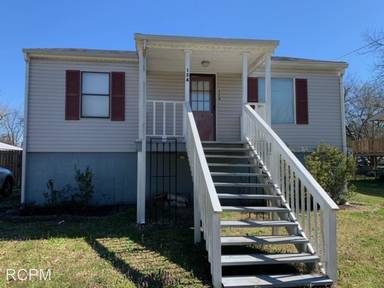 Main picture of 154 T E McKinney Cir