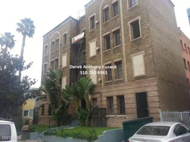 Main picture of 443 S Catalina St