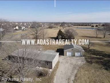 Main picture of 18321 Highview Dr