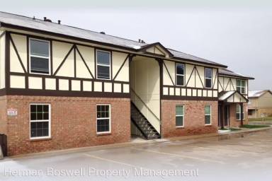 Main picture of 2016 Paisley Dr