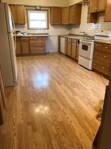 Main picture of 1607 Myott Ave